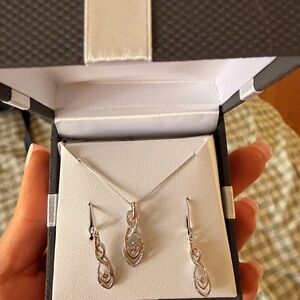 Sterling Silver Twisted Teardrop Necklace and Earring Set - White